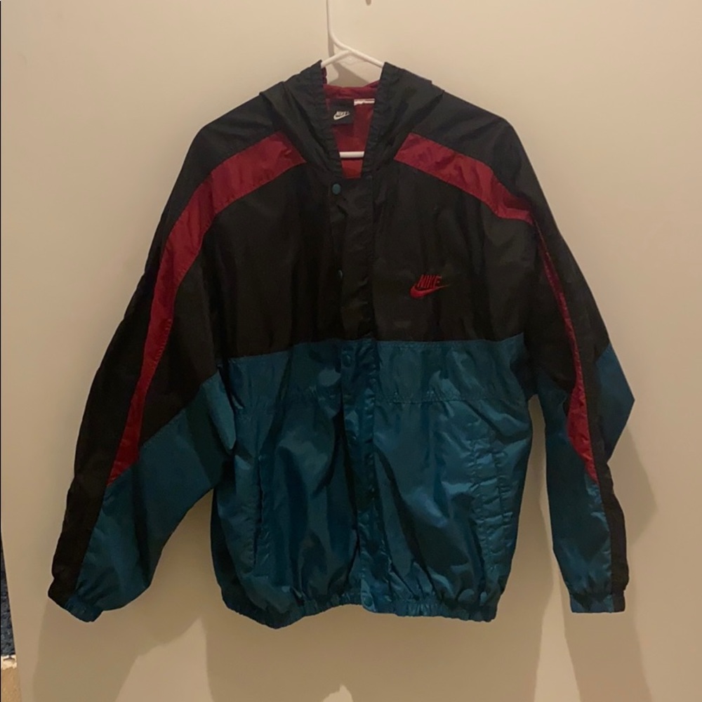 Vintage Nike blk,gr,rd windbreaker